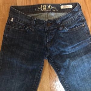 !IT Los Angeles Jeans